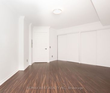 For Lease - 35 Kingsbridge Garden Circle Unit# 1501, Mississauga, O... - Photo 3