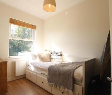 2 bedroom maisonette to rent - Photo 5