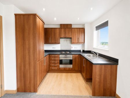 2 bedroom apartment to rent - Photo 4