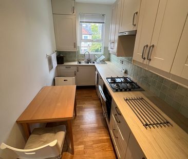 2 Bed Flat, Birkbeck Road, SW19 - Photo 4
