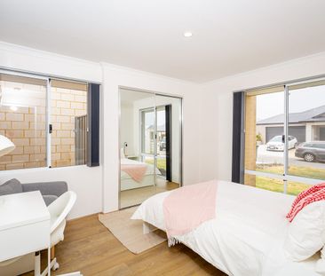 4/10 Kumquat St, Upper Swan, WA 6069 - Photo 6