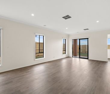 17 Stevie Road, Sunbury VIC 3429 - Photo 3