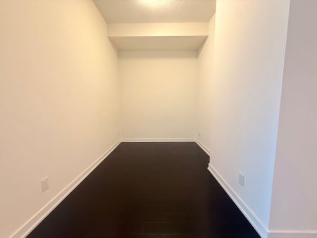 For Lease - 4011 Brickstone Mews Unit# 606, Mississauga, Ontario - Photo 4