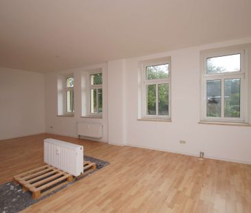 Barock mitten in Limbach-Oberfrohna: Helle Wohnung im Hinterhaus! - Foto 2