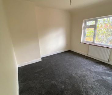 3 bedroom end of terrace house to rent - Photo 5