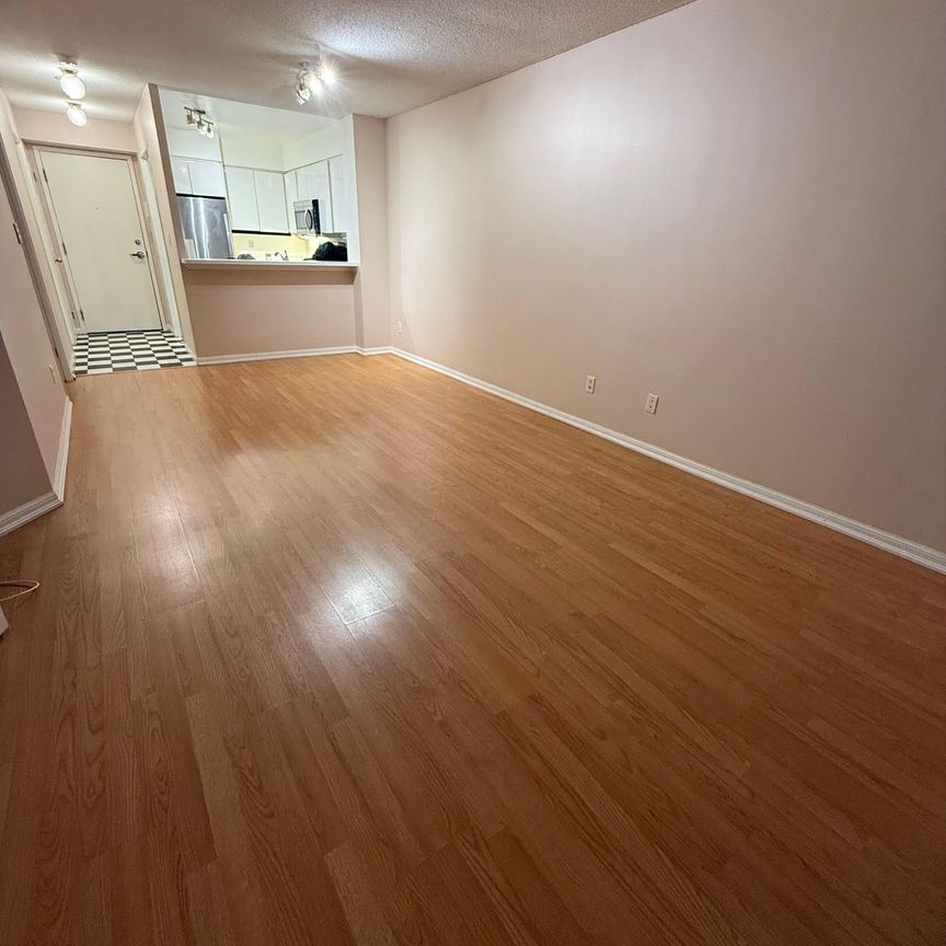 For Lease - 7 Carlton Street Unit# 1707, Toronto, Ontario - Photo 1