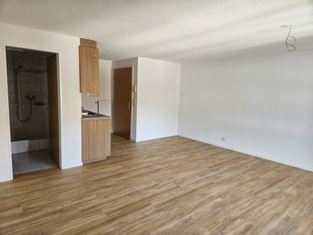 2.5 Zimmer, 2. Stock - Photo 4