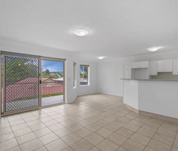 “LARGE CENTRAL UNIT” - Photo 5
