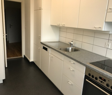 4-Zimmerwohnung mit wunderschöner Rheinaussicht - Foto 1