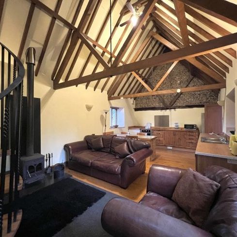 Taylor Barn, Hilborough, - Photo 1