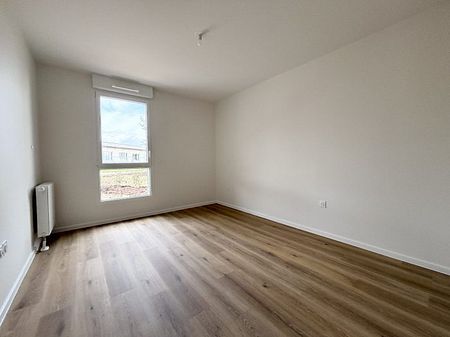 Appartement à louer, 3 pièces - Eckbolsheim 67201 - Photo 3