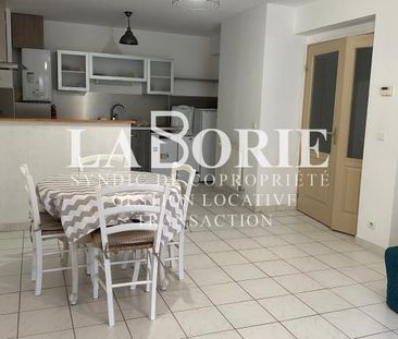 Location Appartement 2 pièces 47m² LES ANGLES 30133 - Photo 2