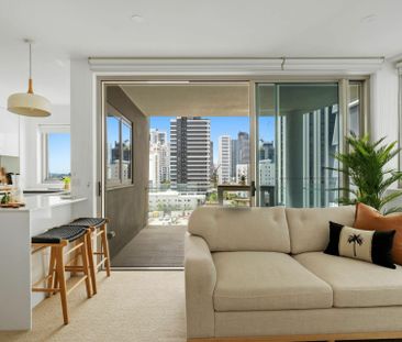 Modern Living In Prime Location - Photo 3