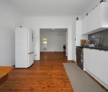 47 Blackstone Road, Eastern Heights - Photo 1