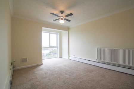 Nelson Road South, Great Yarmouth - Photo 3