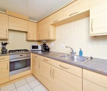 Chichester 2 bedroom flat to rent - Photo 4