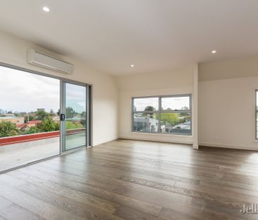 201/729 Sydney Road, Coburg - Photo 1
