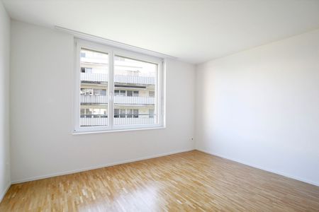 "Wohnen ist .... den nahen See zu geniessen!" - Foto 3