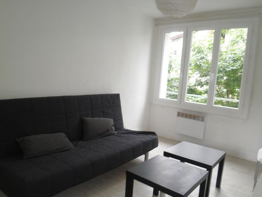 Location Appartement 1 pièce 25m² CHAMBERY 73000 - Photo 1