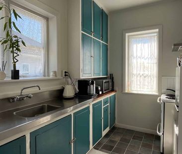 RICCARTON - TWO BEDROOMS, HEAT PUMP, SINGLE GARAGE - Photo 5