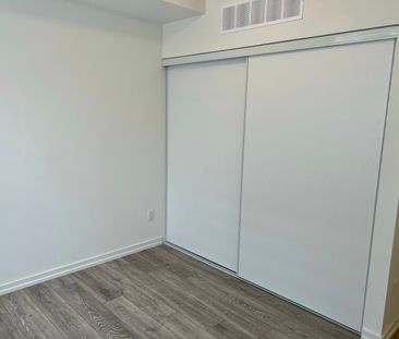 For Lease - 24 Lytham Green Circle Unit# 15, Newmarket, Ontario - Photo 3