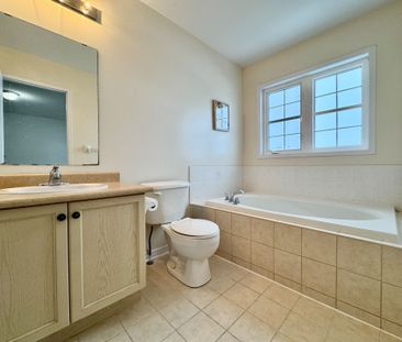 For Lease - 7 Yale Lane, Markham, Ontario - Photo 1