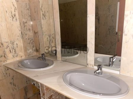 Location / Propriété - Photo 4