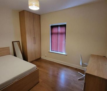 4 bedroom house to rent - Photo 1