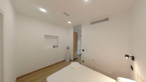 Piso de alquiler en Calle Lucano, Canillejas - Foto 1