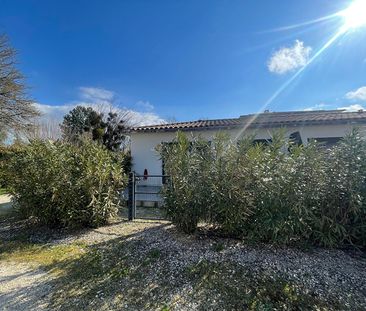 A LOUER - PUYRICARD - BEAU T2 MEUBLE AVEC TERRASSE ET PARKING - Photo 6