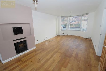 3 bedroom semi-detached house to rent - Photo 3