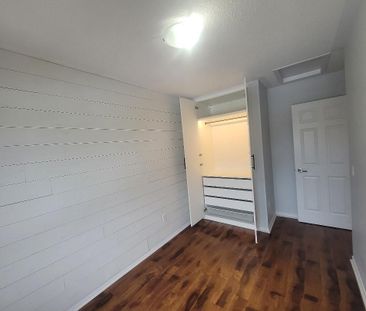 For Lease - 116 Harbourside Drive, Whitby, Ontario - Photo 4