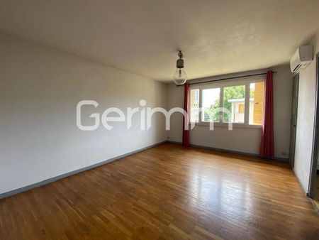 Location Appartement 3 pièces 57,50 m² - Photo 2