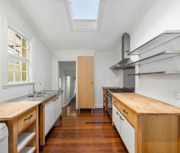 44 Hayberry Street Crows Nest - Photo 2