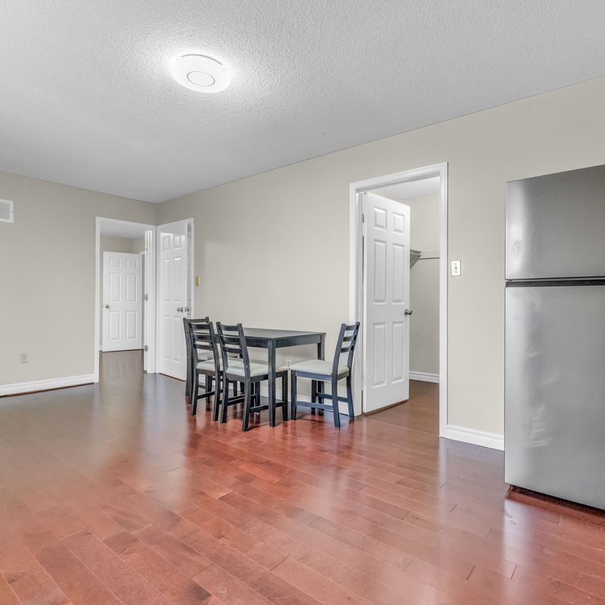 For Lease - 734 Woburn Woods Lane Unit# upper unit, Mississauga, Ontario - Photo 1