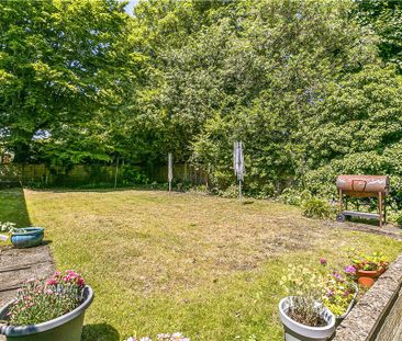 Middle Hill, Egham, Surrey, TW20 0JQ - Photo 3