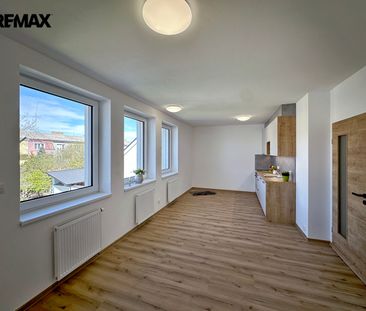 Pronájem bytu 2+kk v osobním vlastnictví 53 m², České Budějovice - Photo 2