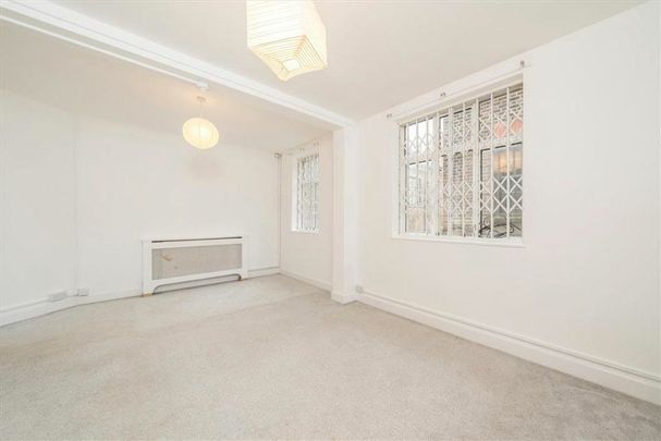 Aveline Street, Kennington, SE11 - Photo 1