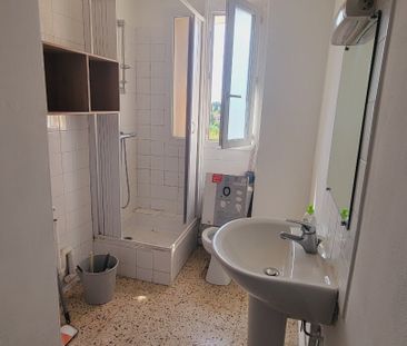 13014 - T1 MEUBLE au RDC avec balcon et parking - Photo 3