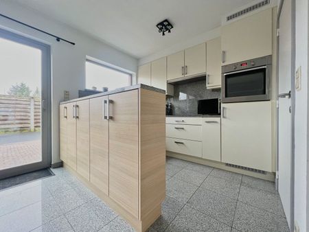 Lichtrijke gezinswoning met 3 slpks nabij centrum! - Photo 4