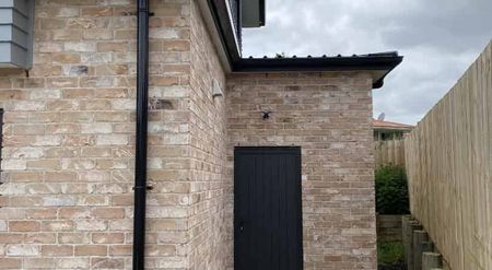 Modern New Build - Photo 5