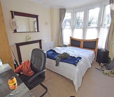 Africa Gardens, Heath/gabalfa, Cardiff, CF14 - Photo 2