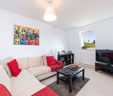 76 Claremont Road, Surbiton, Surrey, KT6 flat to rent - Photo 4