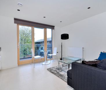 Studio Flat, Binnacle House, E1W - Photo 5