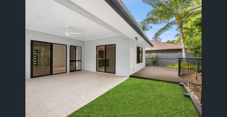 The Ultimate in Location and Privacy - Photo 2