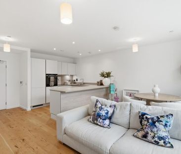 1 bedroom flat to rent - Photo 2