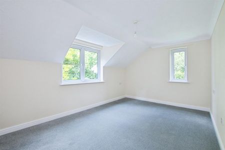 1 bedroom retirement property to rent - Photo 3
