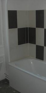 Location Appartement 2 pièces 42m² - Photo 4