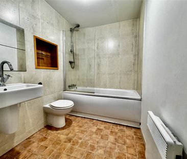 Colombo Square, Worsdell Drive, Gateshead, NE8 2DF - Photo 6