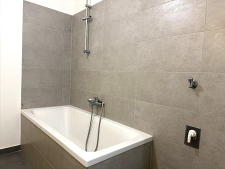 Unbefristet: Modernisierte Altbauwohnung in Liesing Hochstraße 11 Top 3 - Foto 4